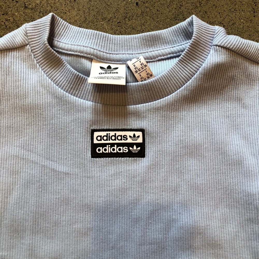ADIDAS top - Picture 4 of 8